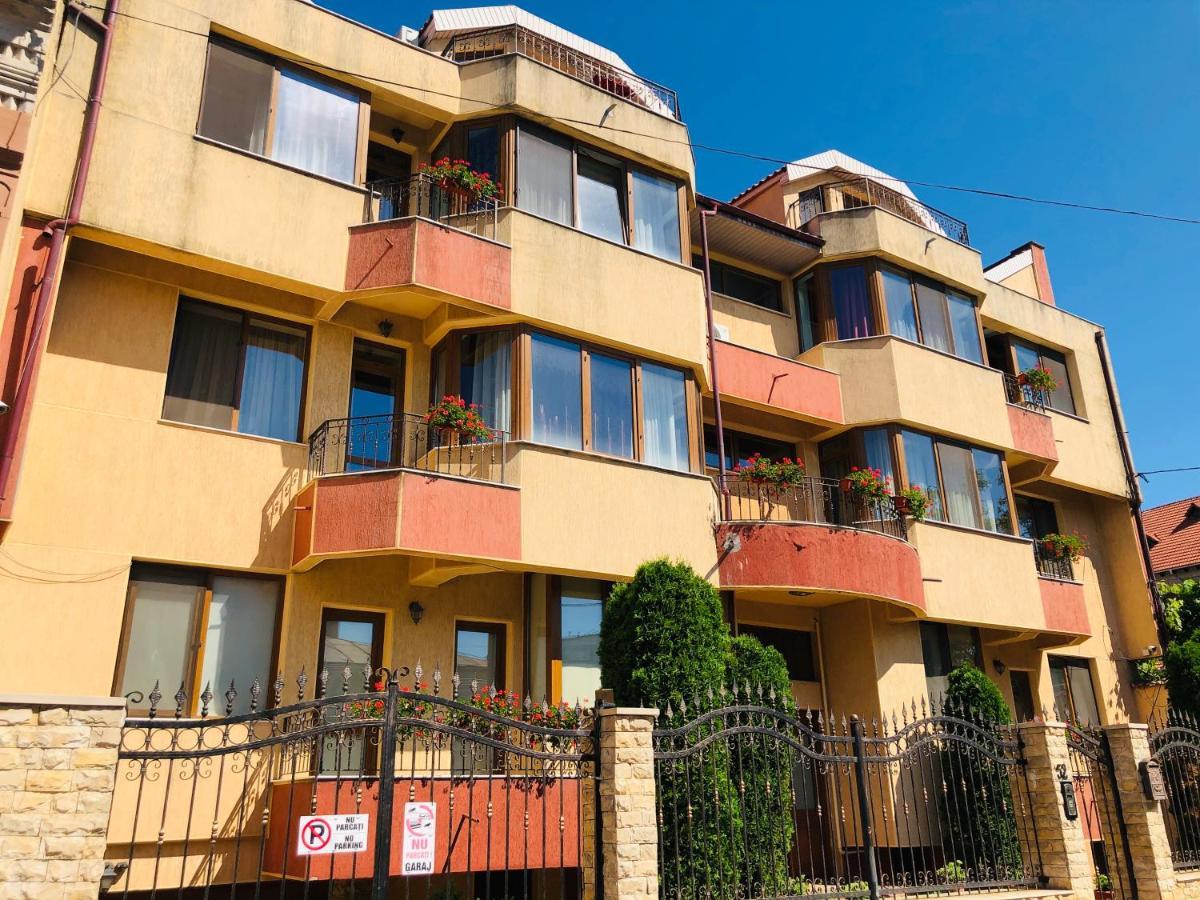 Apartament Central Daire Köstence Dış mekan fotoğraf