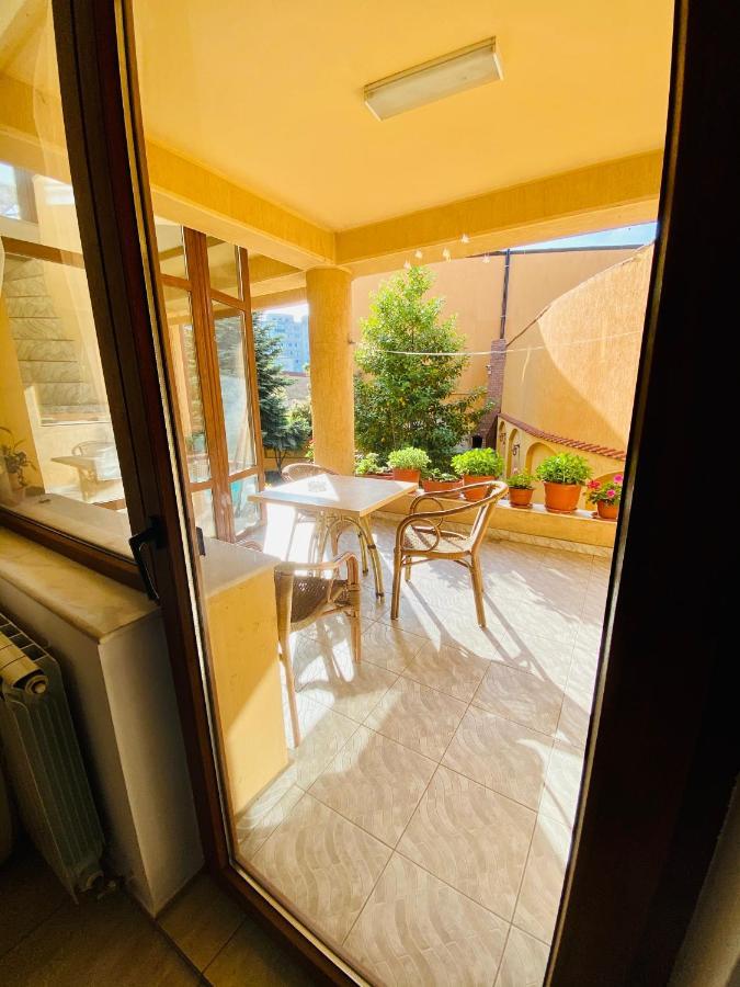 Apartament Central Daire Köstence Dış mekan fotoğraf