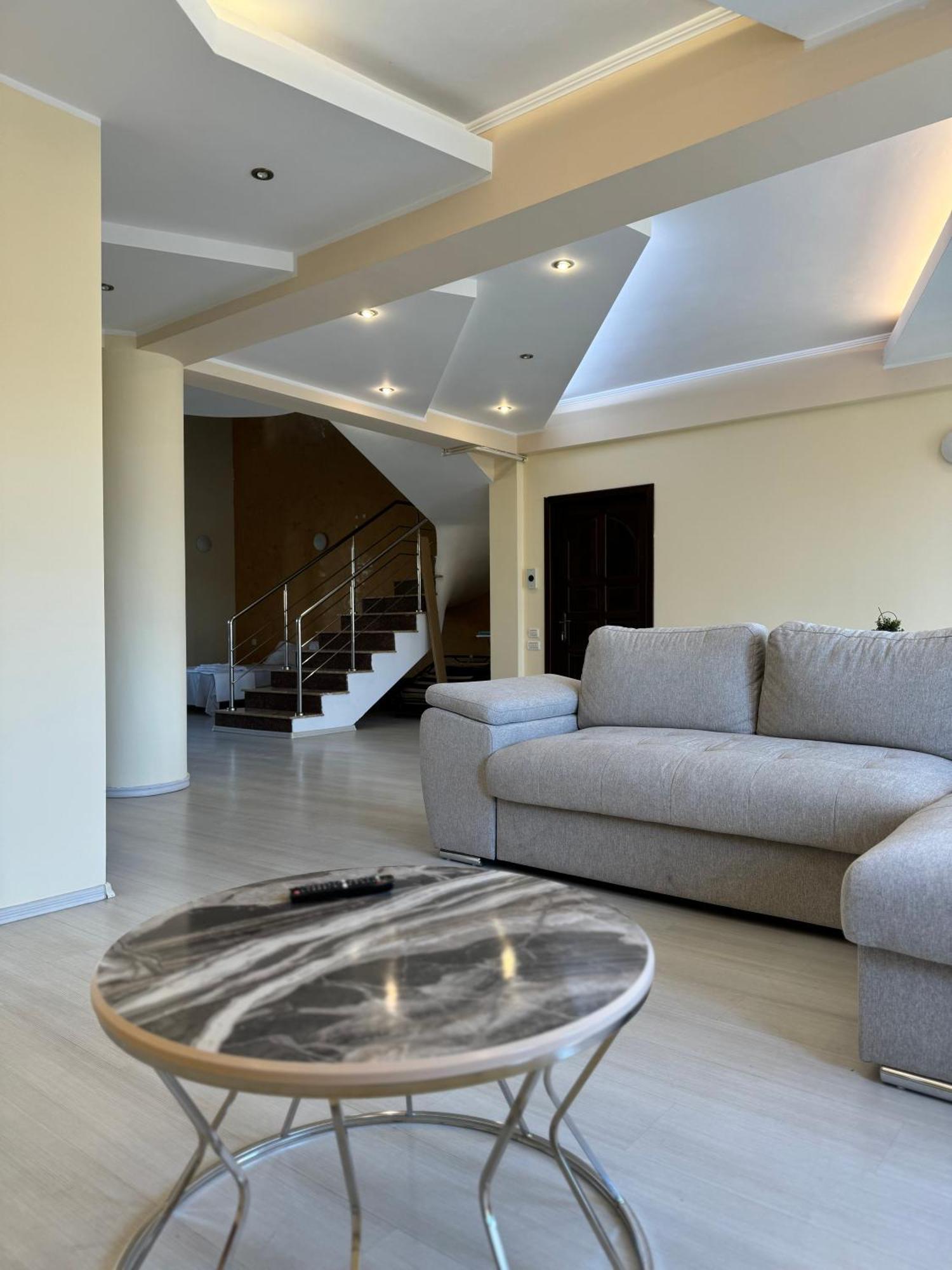 Apartament Central Daire Köstence Dış mekan fotoğraf