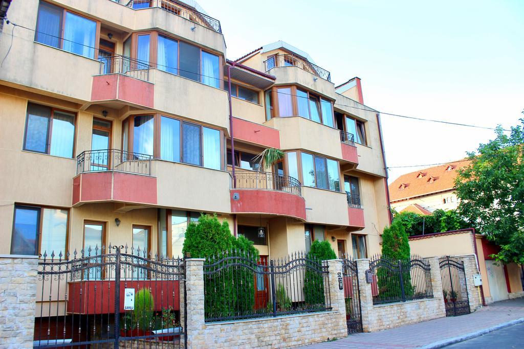 Apartament Central Daire Köstence Dış mekan fotoğraf